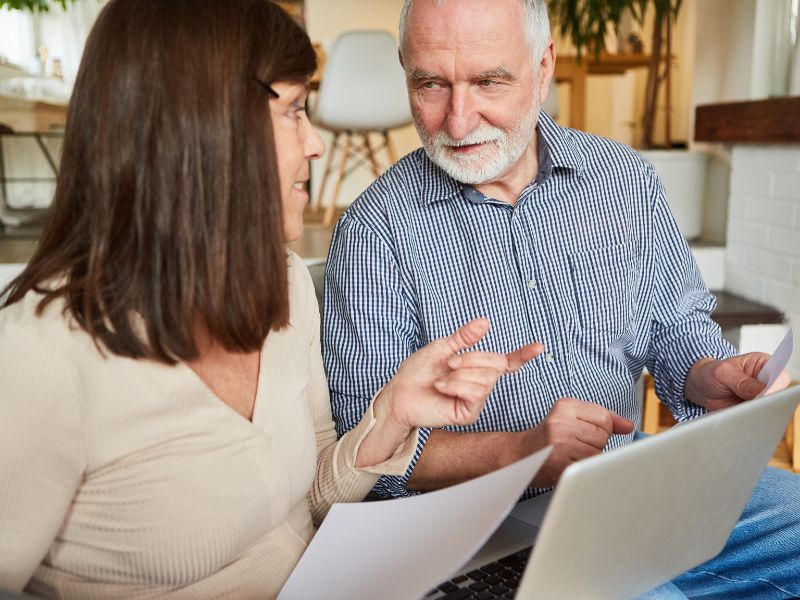 Dependentes de segurados falecidos